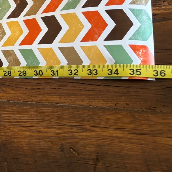 Adhesive Locker Wallpaper 4 sheets 11.5"x36" - Picture 3 of 5